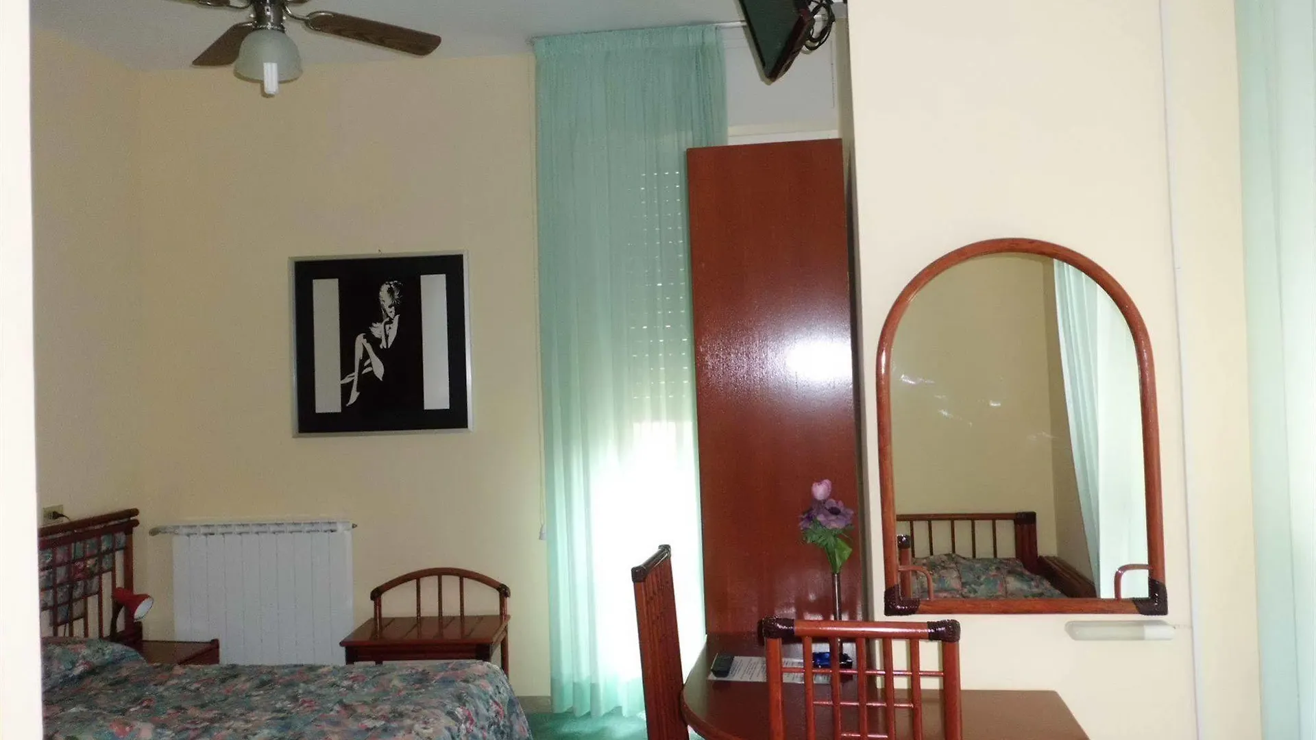 Hotel 5 Terre Monterosso al Mare 3*,